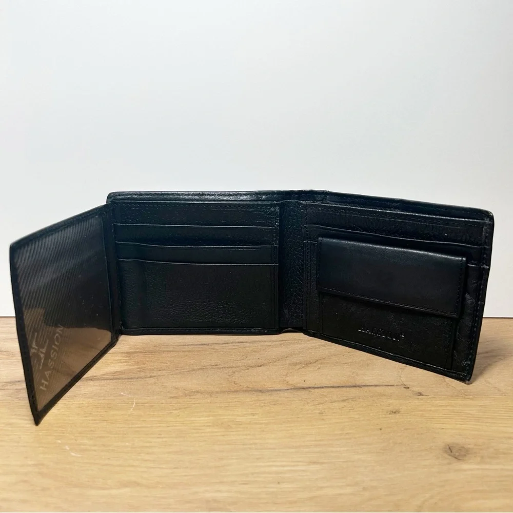 Hassion Men’s Black Leather Bifold Slim Wallet VTG EUC